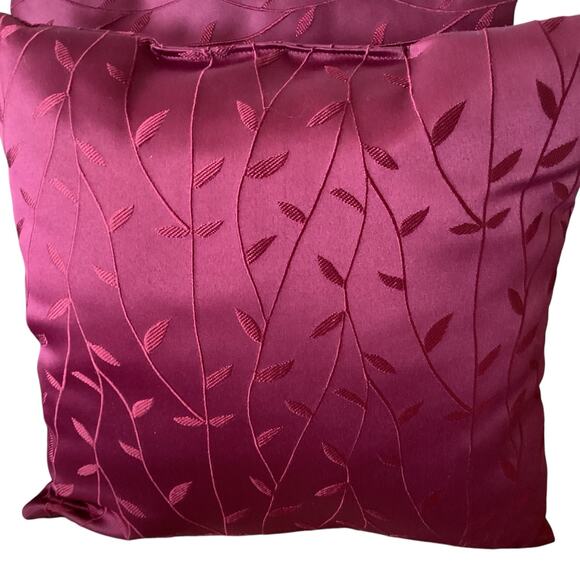 Throw Pillows Set of 2 16-17" Burgundy Raised Leaf Design - Picture 5 of 5